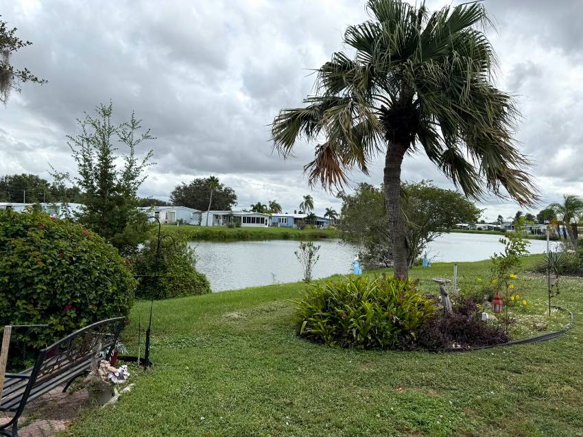 7624 Kings Drive a Ellenton, FL Mobile or Manufactured Home for Sale